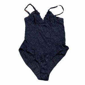 80s/90s European Vintage Floral Lace Underwire Bodysuit w Pearl Detail (Navy)M/L
